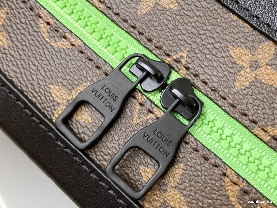 WIS TRUNK VUITTON LOUIS SOFT 0913